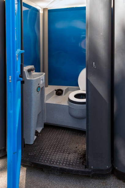 Best Construction site porta potty rental  in Braidwood, IL